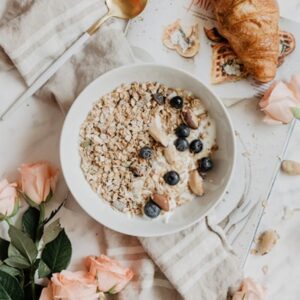 Huevos al gusto con arepa